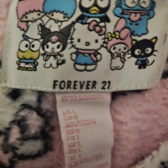 Hello Kitty Pink Adult Pajamas. Loose. Flannel. Forever21. Size L - Picture 7 of 11